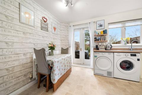 undefined, Pakenham Road, Berkshire RG12
