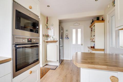 4 bedroom detached house for sale, Maple Avenue, Nottingham NG10