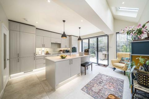 4 bedroom terraced house for sale, Netherford Road, London SW4