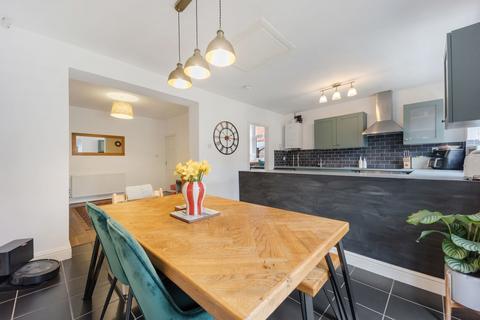 undefined, Cronton Lane, Widnes WA8