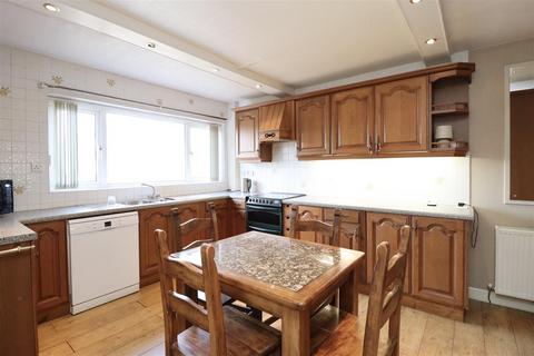 undefined, Fossway, Stamford Bridge, York