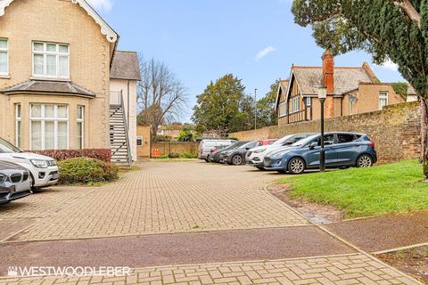 undefined, The Lawns Drive, Broxbourne EN10