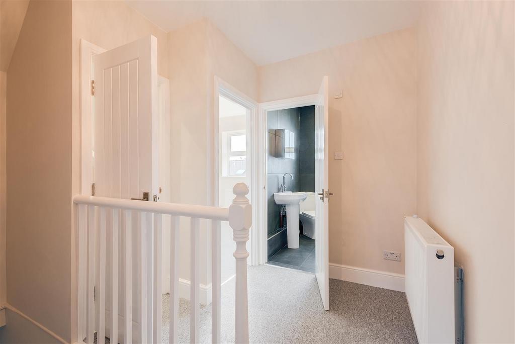 31 Tapton Bank(Interior)(12of28).jpg