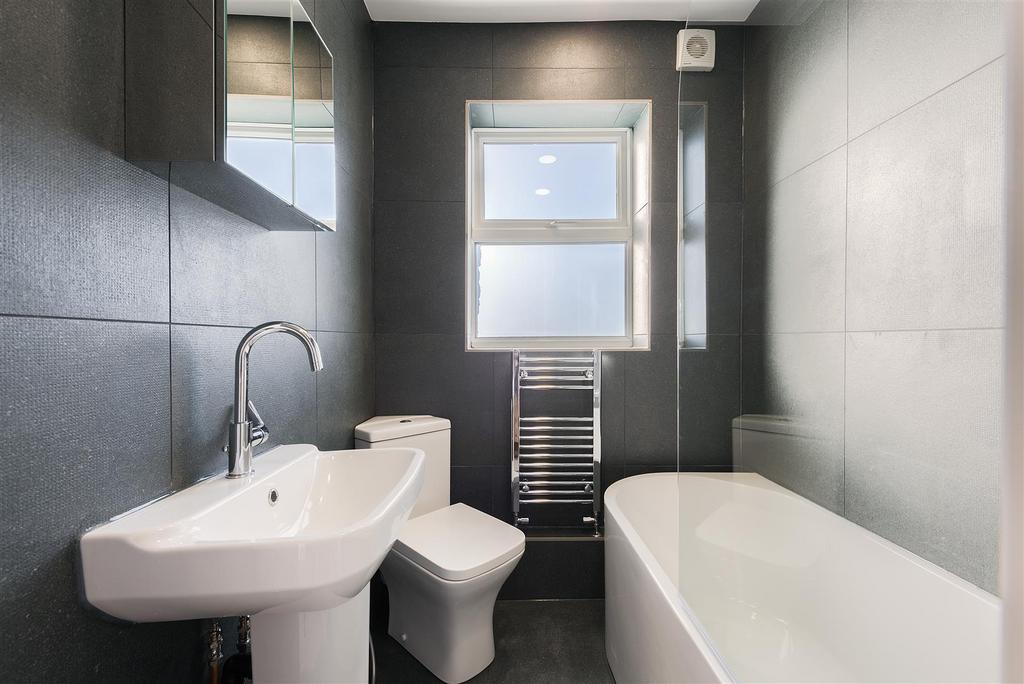 31 Tapton Bank(Interior)(15of28).jpg