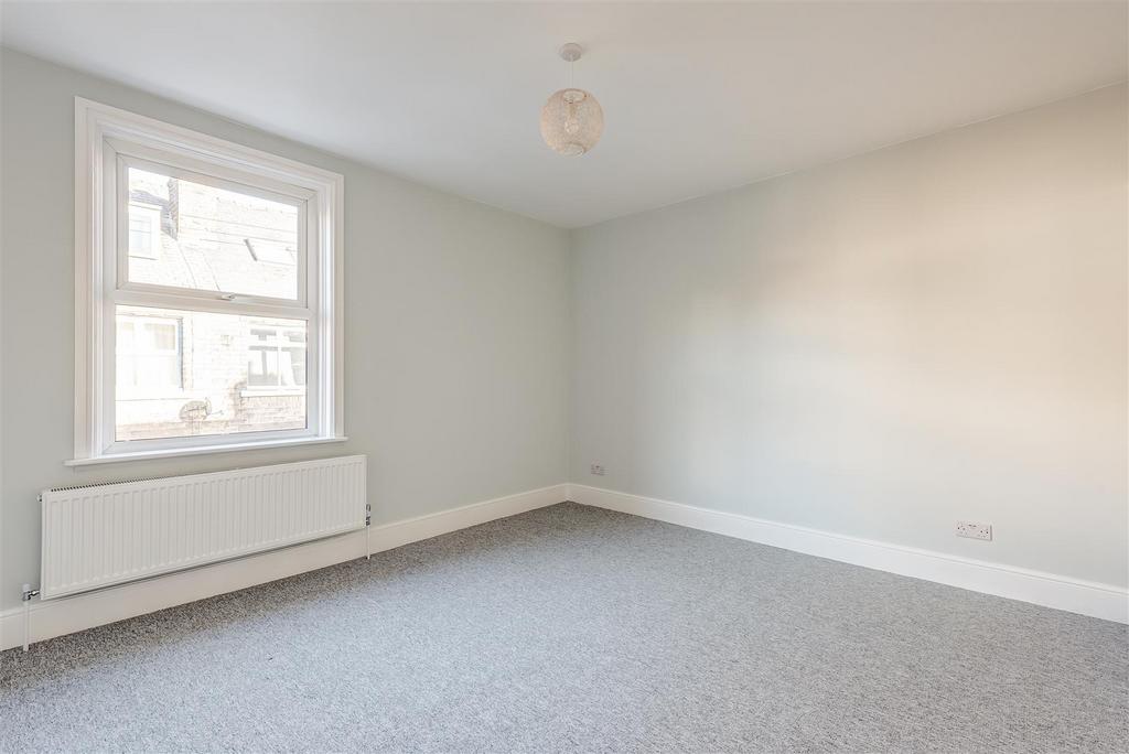 31 Tapton Bank(Interior)(17of28).jpg
