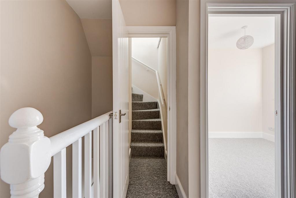 31 Tapton Bank(Interior)(21of28).jpg