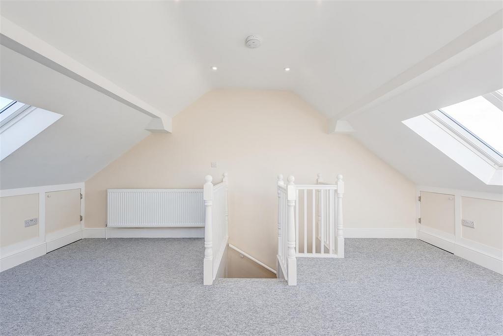 31 Tapton Bank(Interior)(22of28).jpg