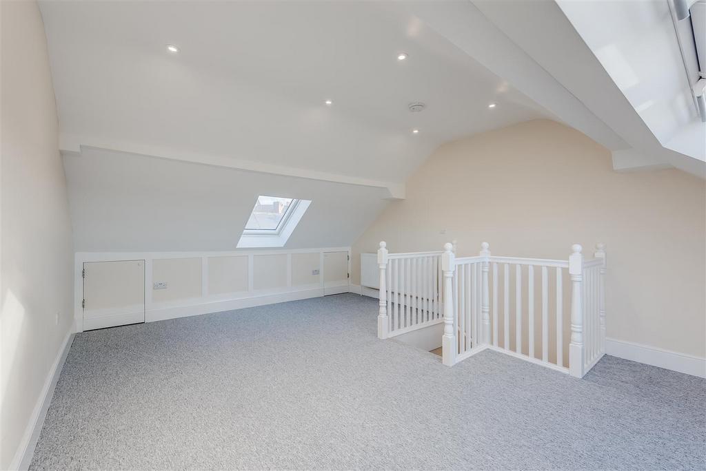 31 Tapton Bank(Interior)(26of28).jpg