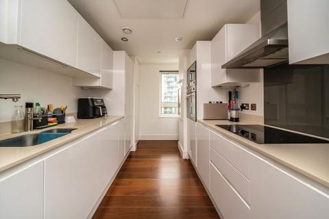 undefined, Lincoln Plaza, London E14