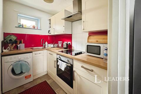 1 bedroom flat to rent, High Street, Bognor Regis, West Sussex, PO21