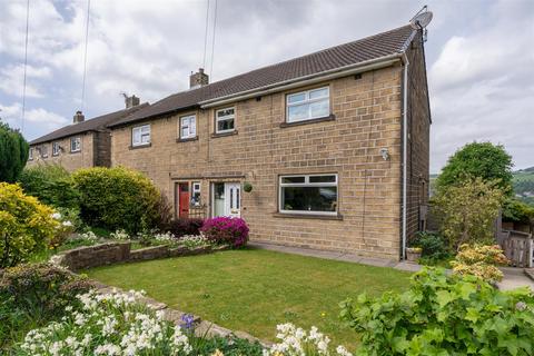 3 bedroom semi-detached house for sale, The Ridgeways, Linthwaite HD7