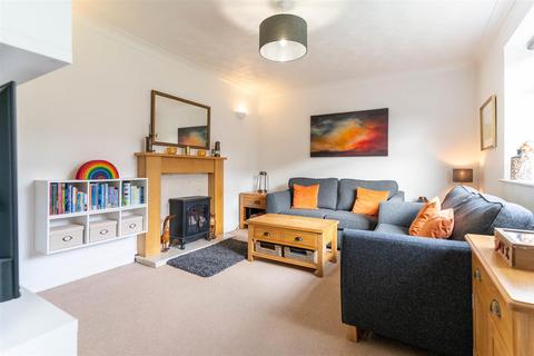 3 bedroom semi-detached house for sale, The Ridgeways, Linthwaite HD7