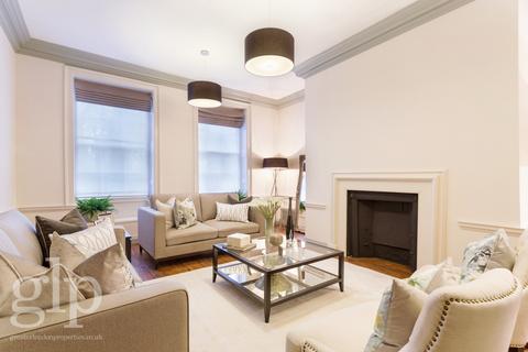 3 bedroom apartment to rent, Soho Square, Soho, W1D