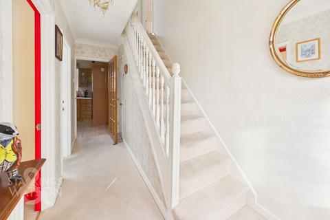 3 bedroom detached house for sale, Upgate, Poringland, Norwich