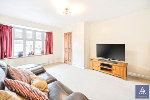 3 bedroom semi-detached house for sale, Eynard Impasse, Northamptonshire NN13