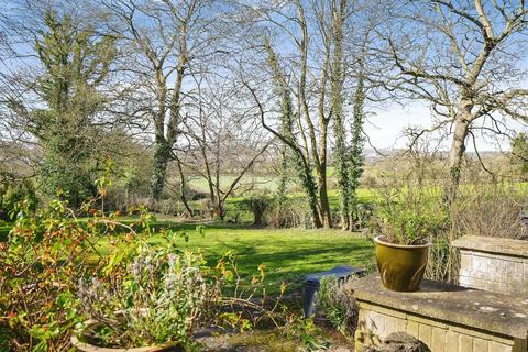 2 bedroom ground floor flat for sale, Hill House, Overthorpe, Banbury