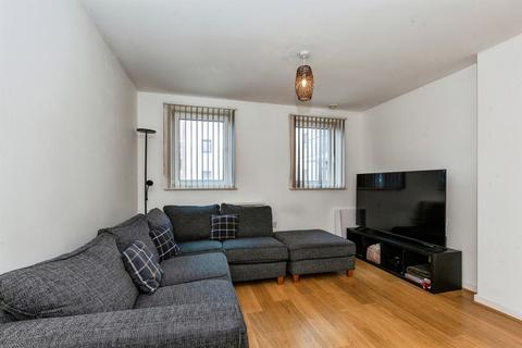 1 bedroom flat for sale, Grays Place, Slough