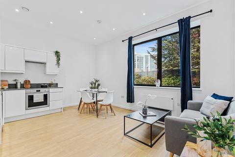 undefined, Vonder Village, Riverbank Way TW8