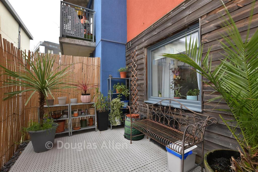 Balcony / Terrace
