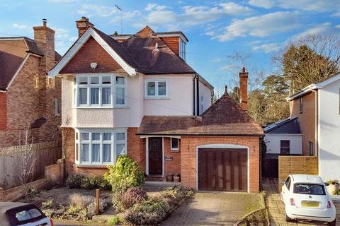 undefined, Loseberry Road, Claygate