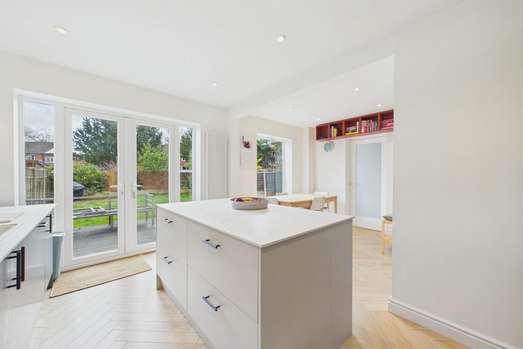 Open Plan Kitchen / Diner