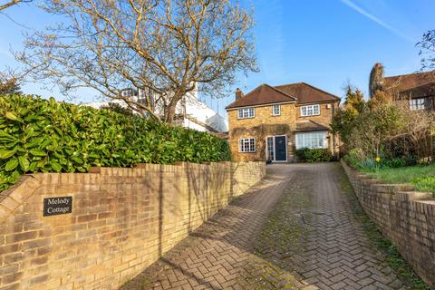 3 bedroom detached house for sale, Bottom Lane, Beaconsfield HP9