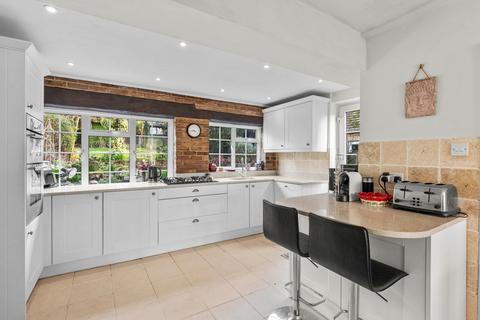 3 bedroom detached house for sale, Bottom Lane, Beaconsfield HP9