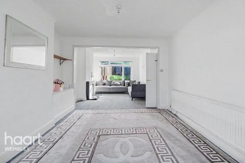 3 bedroom terraced house for sale, Crest Road, London, NW2