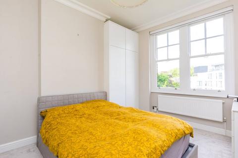 undefined, Sutton Lane North, Chiswick, London, W4