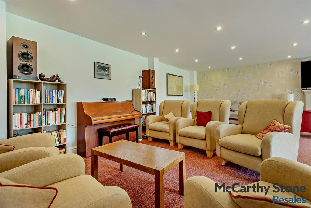 8681837-interior03-800.jpg