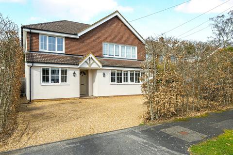undefined, Glenville Gardens, Surrey GU26