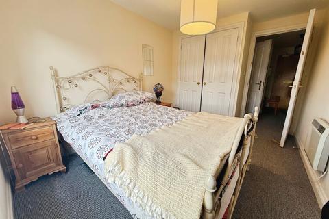 2 bedroom flat for sale, York Road, Bristol BS3