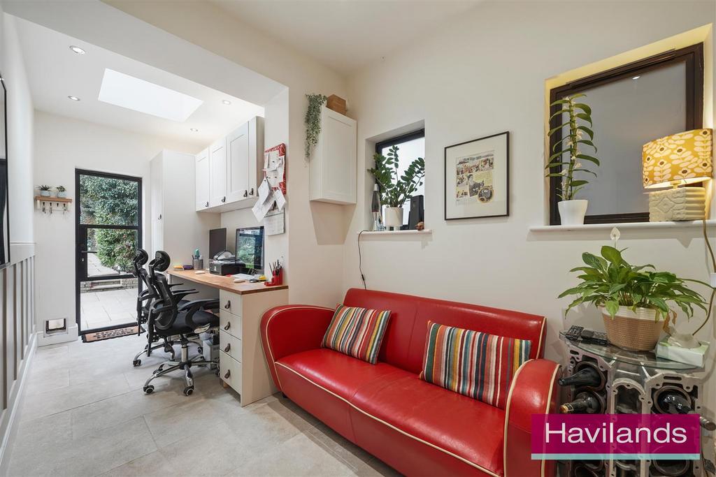 Hillfield Park-21.jpg