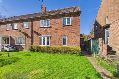 3 bedroom end of terrace house for sale, Pearson Road, Pound Hill, Crawley