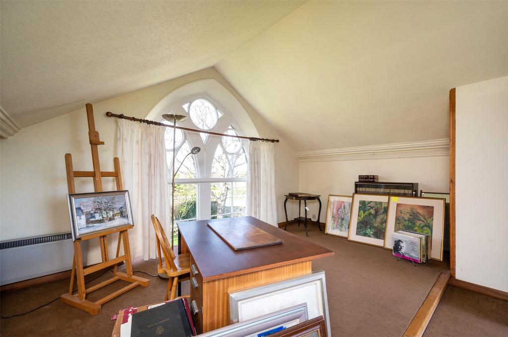 Studio/Bedroom 4