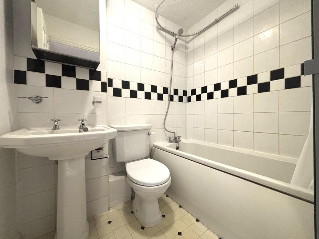 Bathroom.jpeg