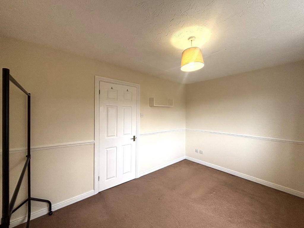 Bedroom 1 1.jpeg