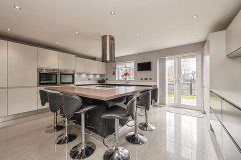 undefined, Rushmead Court, West Yorkshire WF5