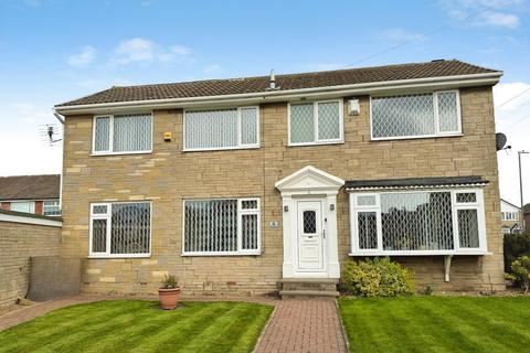 4 bedroom detached house for sale, Whitby Crescent, West Yorkshire WF12