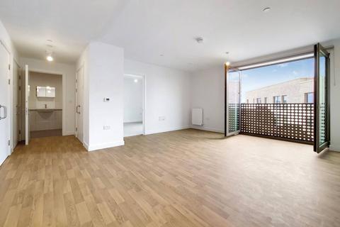 2 bedroom flat to rent, Seven Sisters Road, Tottenham, London, N15