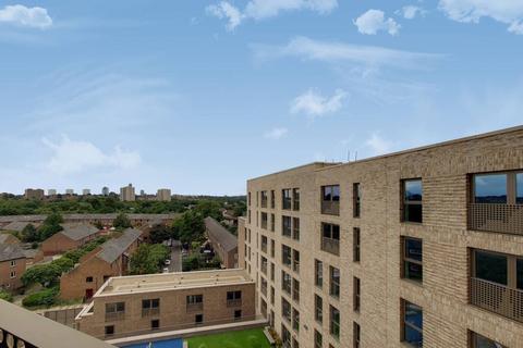 2 bedroom flat to rent, Seven Sisters Road, Tottenham, London, N15