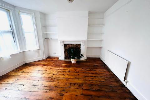 3 bedroom end of terrace house for sale, Bath Road, Eastbourne