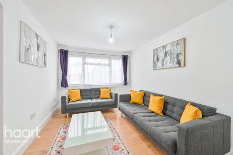 2 bedroom flat to rent, Crawford Avenue, London