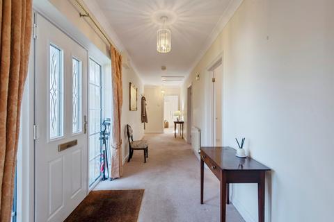 4 bedroom detached bungalow for sale, Leaden Hill, Orwell, Royston