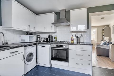 undefined, 2 Wellington Road, Kingswood