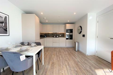 2 bedroom apartment to rent, Potato Wharf, Manchester M3