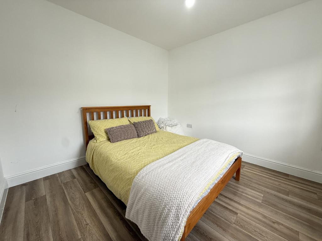 Double Bedroom 4