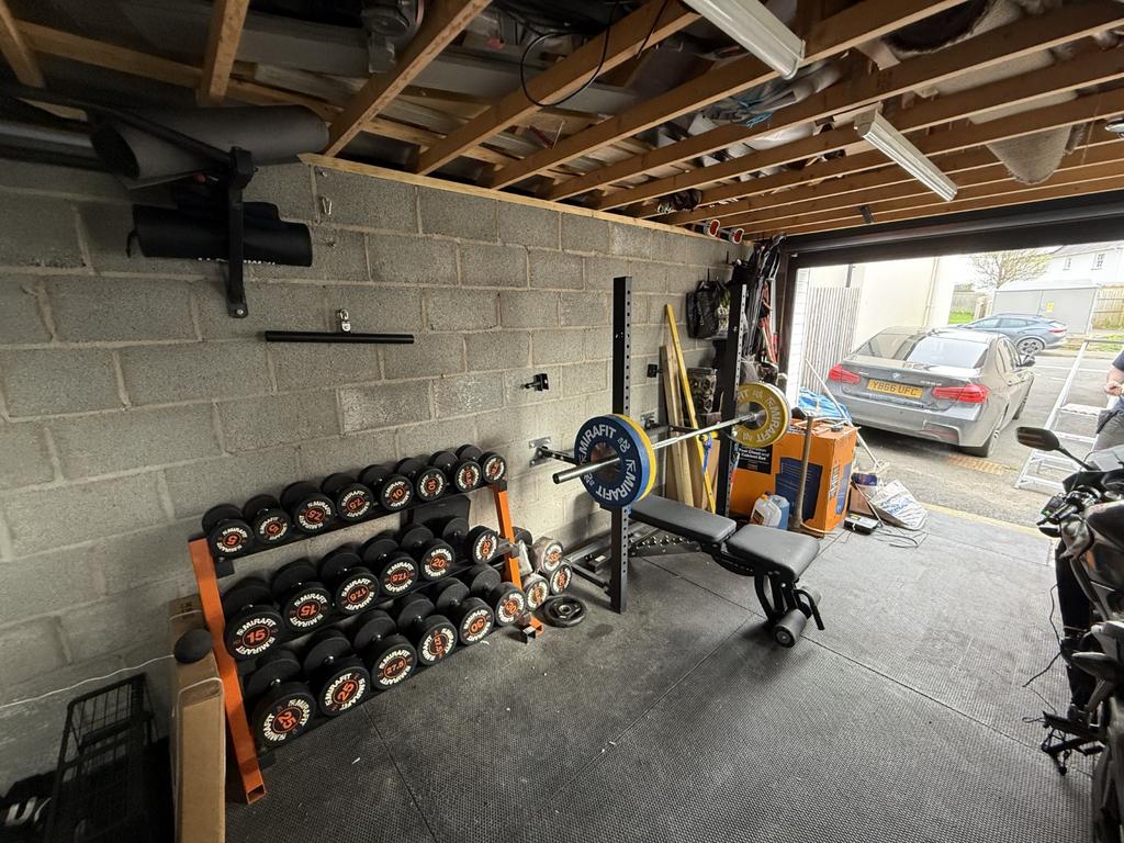 Detached Garage