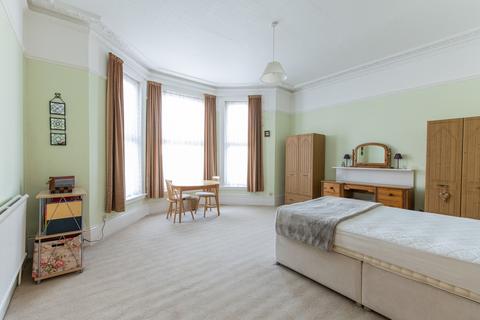 undefined, London SE20