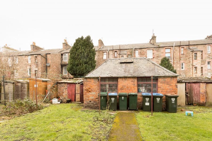 12 Back garden - Copy.jpg